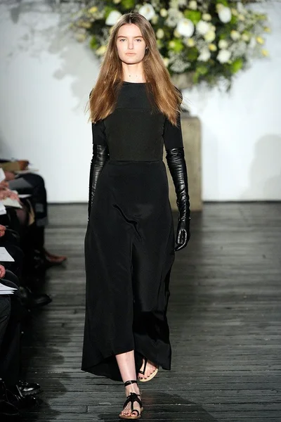 Look 9